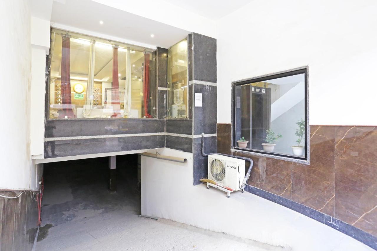 Hotel Iconic Near Delhi Igi International Airport Neu-Delhi Exterior foto